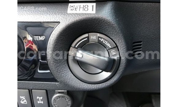 Nunua Imported Toyota Hilux Nyingine Gari ndani ya Import - Dubai nchini Arusha Nunua Imported Toyota Hilux Nyingine Gari ndani ya Import - Dubai nchini Arusha