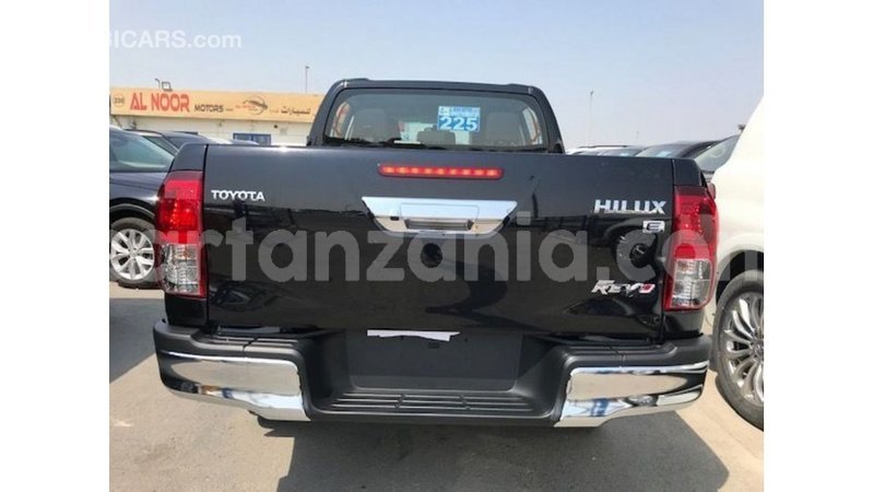 Big with watermark toyota hilux arusha import dubai 8707