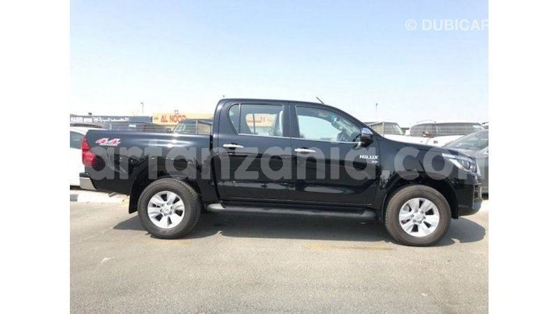 Big with watermark toyota hilux arusha import dubai 8707