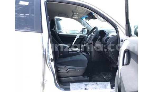 Nunua Imported Toyota Prado Nyingine Gari ndani ya Import - Dubai nchini Arusha Nunua Imported Toyota Prado Nyingine Gari ndani ya Import - Dubai nchini Arusha