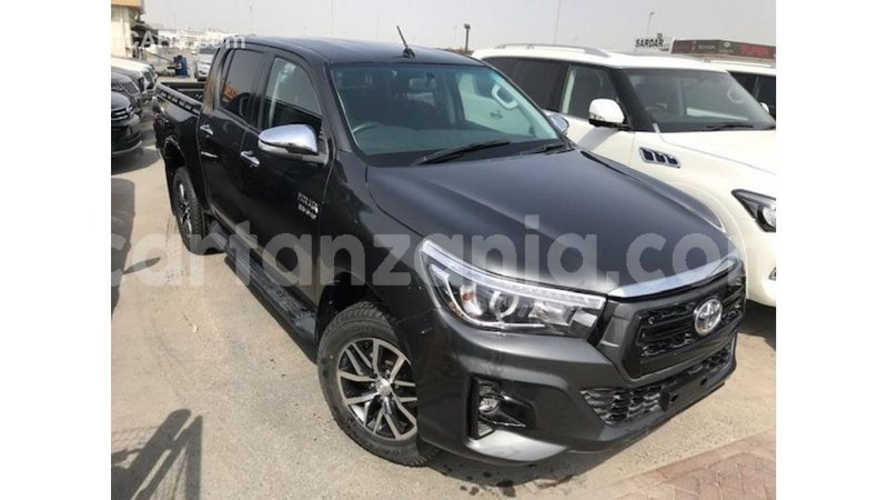 Big with watermark toyota hilux arusha import dubai 8710