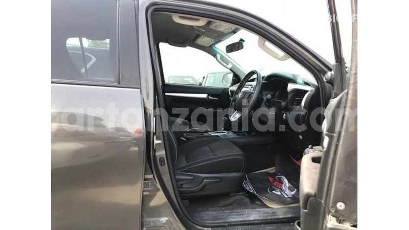 Big with watermark toyota hilux arusha import dubai 8710