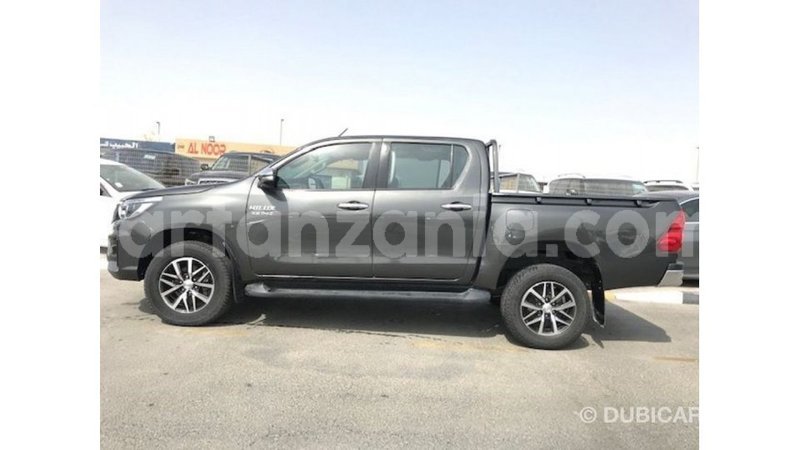 Big with watermark toyota hilux arusha import dubai 8710