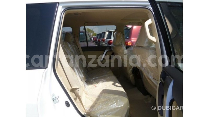 Big with watermark toyota prado arusha import dubai 8714