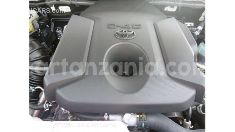 Big with watermark toyota prado arusha import dubai 8714