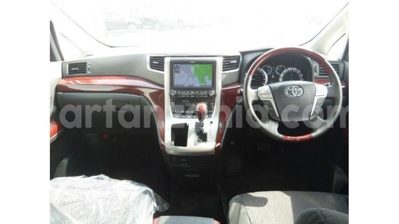Big with watermark toyota alphard arusha import dubai 8715