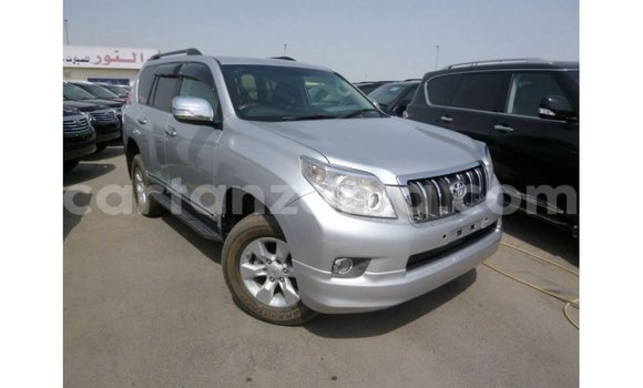 Nunua Imported Toyota Prado Nyingine Gari ndani ya Import - Dubai nchini Arusha Nunua Imported Toyota Prado Nyingine Gari ndani ya Import - Dubai nchini Arusha