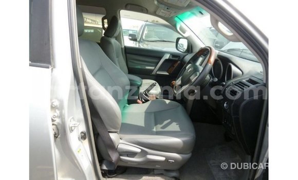 Nunua Imported Toyota Prado Nyingine Gari ndani ya Import - Dubai nchini Arusha Nunua Imported Toyota Prado Nyingine Gari ndani ya Import - Dubai nchini Arusha