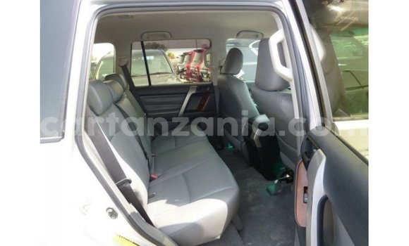 Nunua Imported Toyota Prado Nyingine Gari ndani ya Import - Dubai nchini Arusha Nunua Imported Toyota Prado Nyingine Gari ndani ya Import - Dubai nchini Arusha