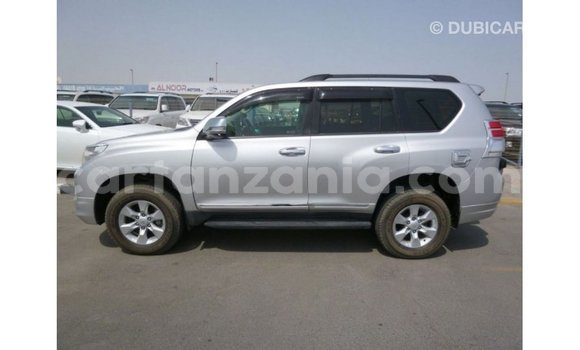 Nunua Imported Toyota Prado Nyingine Gari ndani ya Import - Dubai nchini Arusha Nunua Imported Toyota Prado Nyingine Gari ndani ya Import - Dubai nchini Arusha