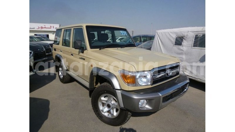 Big with watermark toyota land cruiser arusha import dubai 8725