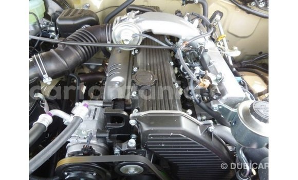 Buy Import Toyota Land Cruiser Beige Car in Import - Dubai in Arusha Buy Import Toyota Land Cruiser Beige Car in Import - Dubai in Arusha