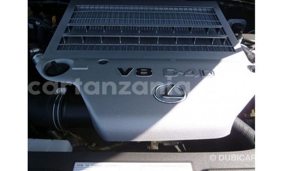 Nunua Imported Lexus LX Nyeupe Gari ndani ya Import - Dubai nchini Arusha Nunua Imported Lexus LX Nyeupe Gari ndani ya Import - Dubai nchini Arusha