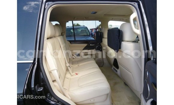 Nunua Imported Lexus LX Nyeusi Gari ndani ya Import - Dubai nchini Arusha Nunua Imported Lexus LX Nyeusi Gari ndani ya Import - Dubai nchini Arusha