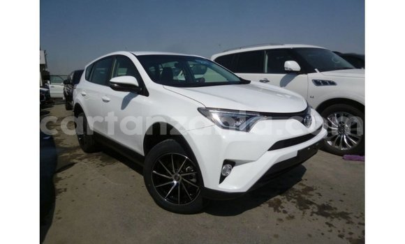 Buy Import Toyota 4Runner White Car in Import - Dubai in Arusha Buy Import Toyota 4Runner White Car in Import - Dubai in Arusha