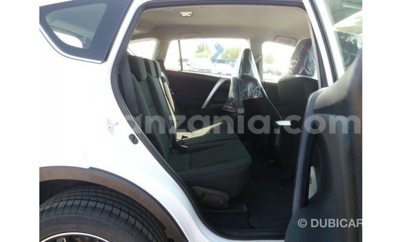 Buy Import Toyota 4Runner White Car in Import - Dubai in Arusha Buy Import Toyota 4Runner White Car in Import - Dubai in Arusha
