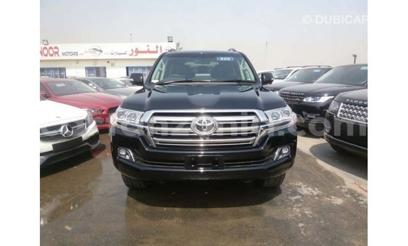 Nunua Imported Toyota Land Cruiser Nyeusi Gari ndani ya Import - Dubai nchini Arusha Nunua Imported Toyota Land Cruiser Nyeusi Gari ndani ya Import - Dubai nchini Arusha