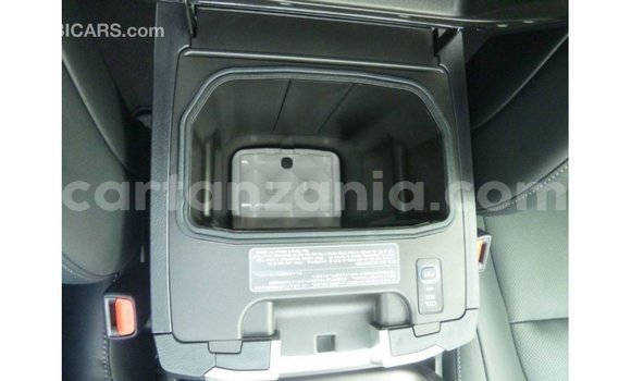 Nunua Imported Toyota Land Cruiser Nyeusi Gari ndani ya Import - Dubai nchini Arusha Nunua Imported Toyota Land Cruiser Nyeusi Gari ndani ya Import - Dubai nchini Arusha