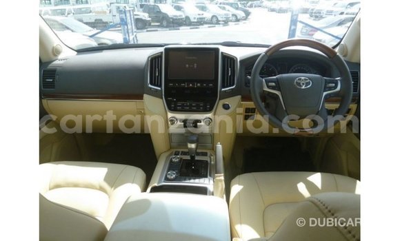 Nunua Imported Toyota Land Cruiser Brown Gari ndani ya Import - Dubai nchini Arusha Nunua Imported Toyota Land Cruiser Brown Gari ndani ya Import - Dubai nchini Arusha