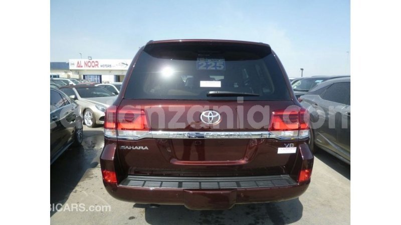 Big with watermark toyota land cruiser arusha import dubai 8737