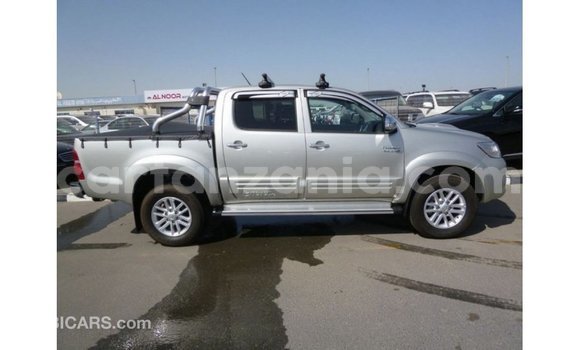 Buy Import Toyota Hilux Other Car in Import - Dubai in Arusha Buy Import Toyota Hilux Other Car in Import - Dubai in Arusha