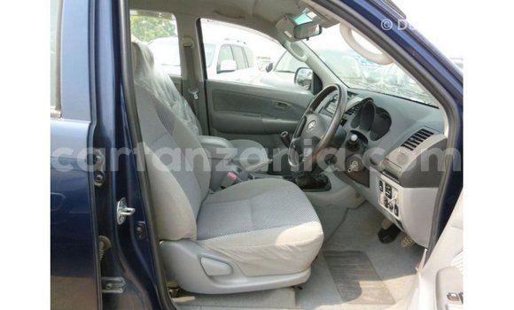 Nunua Imported Toyota Hilux Bluu Gari ndani ya Import - Dubai nchini Arusha Nunua Imported Toyota Hilux Bluu Gari ndani ya Import - Dubai nchini Arusha