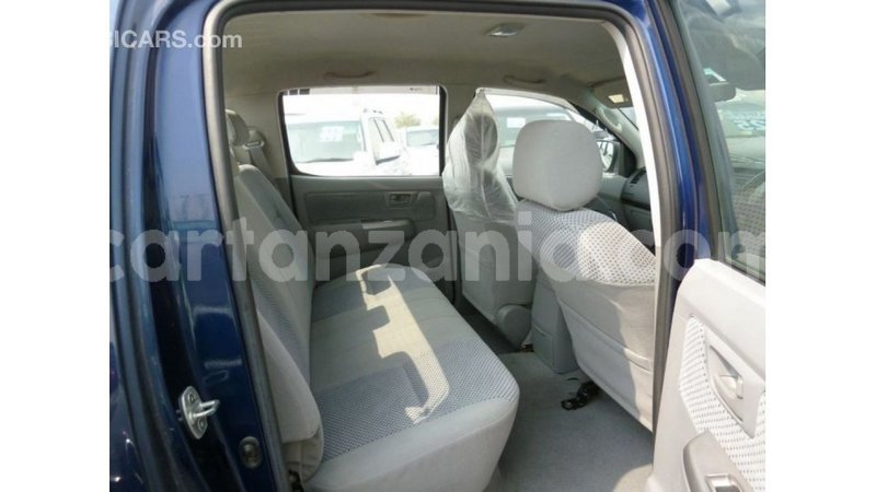 Big with watermark toyota hilux arusha import dubai 8739