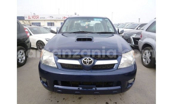 Buy Import Toyota Hilux Blue Car in Import - Dubai in Arusha Buy Import Toyota Hilux Blue Car in Import - Dubai in Arusha