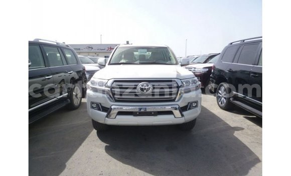 Buy Import Toyota Land Cruiser White Car in Import - Dubai in Arusha Buy Import Toyota Land Cruiser White Car in Import - Dubai in Arusha