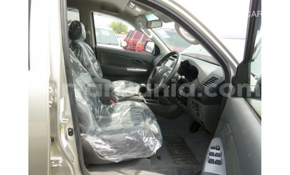 Buy Import Toyota Hilux Other Car in Import - Dubai in Arusha Buy Import Toyota Hilux Other Car in Import - Dubai in Arusha