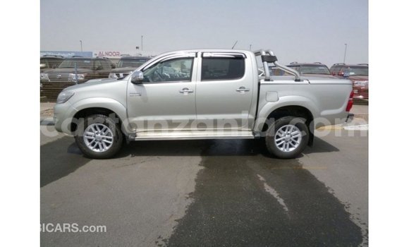 Buy Import Toyota Hilux Other Car in Import - Dubai in Arusha Buy Import Toyota Hilux Other Car in Import - Dubai in Arusha