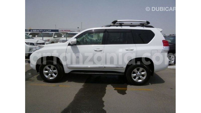 Big with watermark toyota prado arusha import dubai 8746