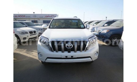 Nunua Imported Toyota Prado Nyeupe Gari ndani ya Import - Dubai nchini Arusha Nunua Imported Toyota Prado Nyeupe Gari ndani ya Import - Dubai nchini Arusha