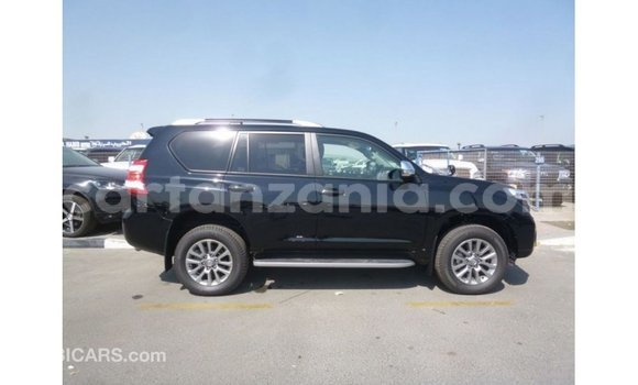 Nunua Imported Toyota Prado Nyeusi Gari ndani ya Import - Dubai nchini Arusha Nunua Imported Toyota Prado Nyeusi Gari ndani ya Import - Dubai nchini Arusha