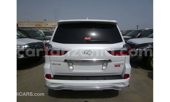 Nunua Imported Lexus LX Nyeupe Gari ndani ya Import - Dubai nchini Arusha Nunua Imported Lexus LX Nyeupe Gari ndani ya Import - Dubai nchini Arusha