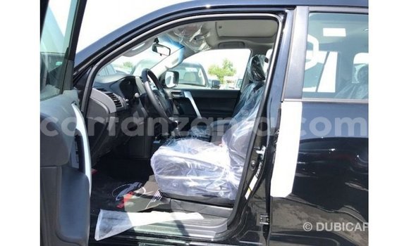 Nunua Imported Toyota Prado Nyeusi Gari ndani ya Import - Dubai nchini Arusha Nunua Imported Toyota Prado Nyeusi Gari ndani ya Import - Dubai nchini Arusha