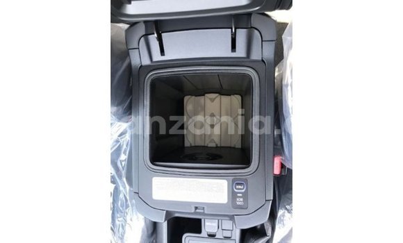 Nunua Imported Toyota Prado Nyeusi Gari ndani ya Import - Dubai nchini Arusha Nunua Imported Toyota Prado Nyeusi Gari ndani ya Import - Dubai nchini Arusha