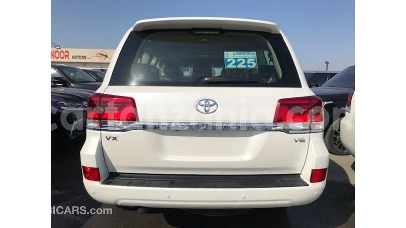 Big with watermark toyota land cruiser arusha import dubai 8757