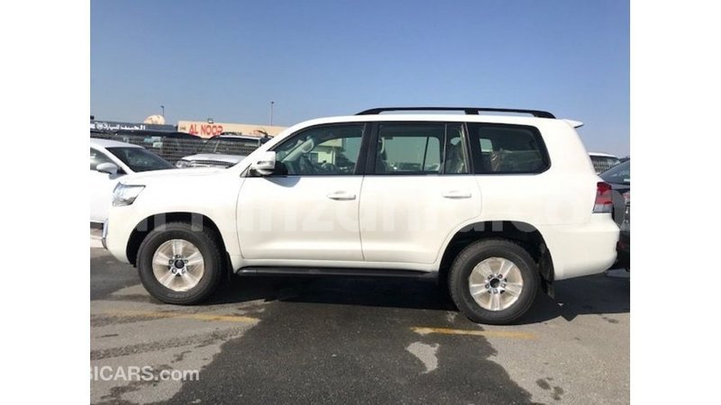 Big with watermark toyota land cruiser arusha import dubai 8757