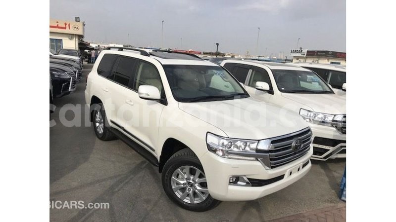 Big with watermark toyota land cruiser arusha import dubai 8758