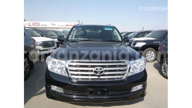 Big with watermark toyota land cruiser arusha import dubai 8759