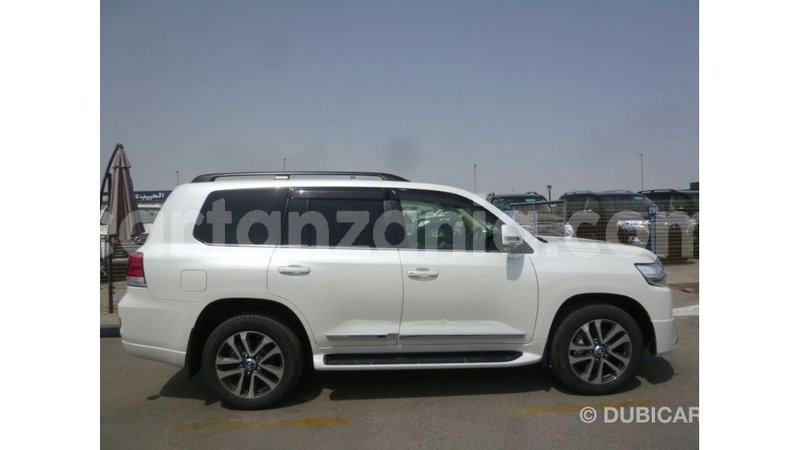 Big with watermark toyota land cruiser arusha import dubai 8761