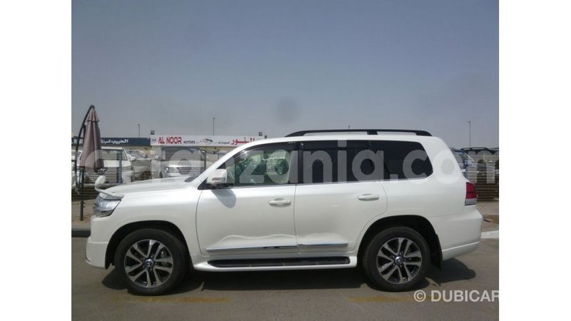 Big with watermark toyota land cruiser arusha import dubai 8761