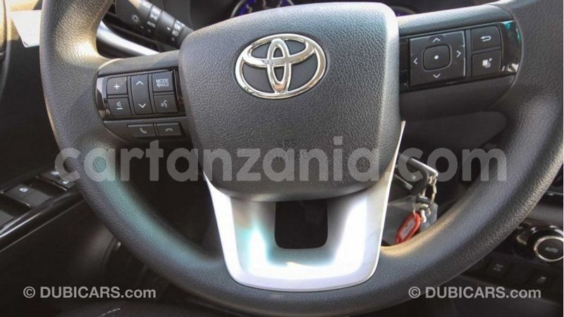 Big with watermark toyota hilux arusha import dubai 8762