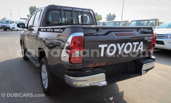 Nunua Imported Toyota Hilux Nyeusi Gari ndani ya Import - Dubai nchini Arusha Nunua Imported Toyota Hilux Nyeusi Gari ndani ya Import - Dubai nchini Arusha