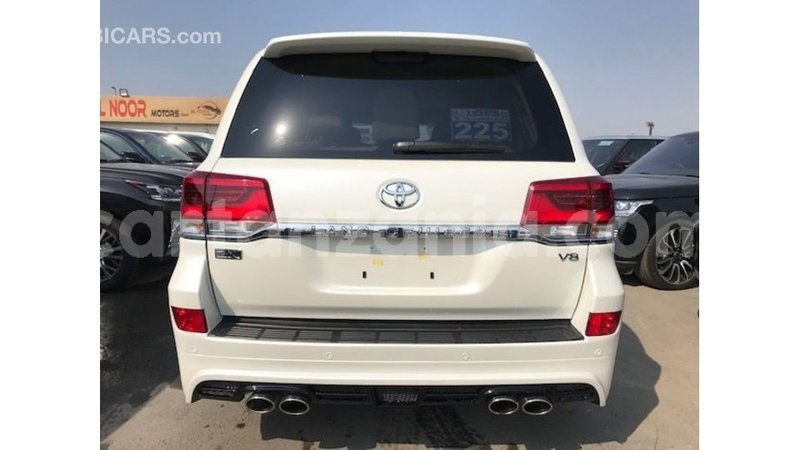 Big with watermark toyota land cruiser arusha import dubai 8763