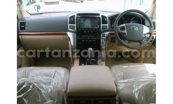 Buy Import Toyota Land Cruiser Black Car in Import - Dubai in Arusha Buy Import Toyota Land Cruiser Black Car in Import - Dubai in Arusha