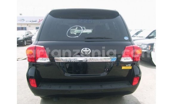 Buy Import Toyota Land Cruiser Black Car in Import - Dubai in Arusha Buy Import Toyota Land Cruiser Black Car in Import - Dubai in Arusha