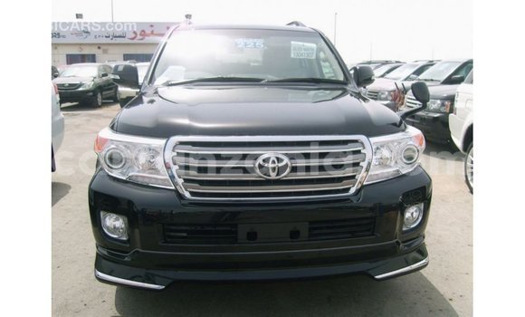 Buy Import Toyota Land Cruiser Black Car in Import - Dubai in Arusha Buy Import Toyota Land Cruiser Black Car in Import - Dubai in Arusha