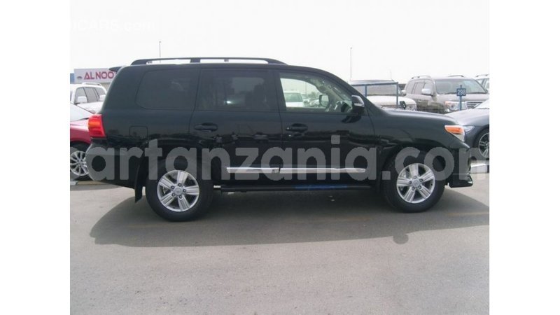 Big with watermark toyota land cruiser arusha import dubai 8764